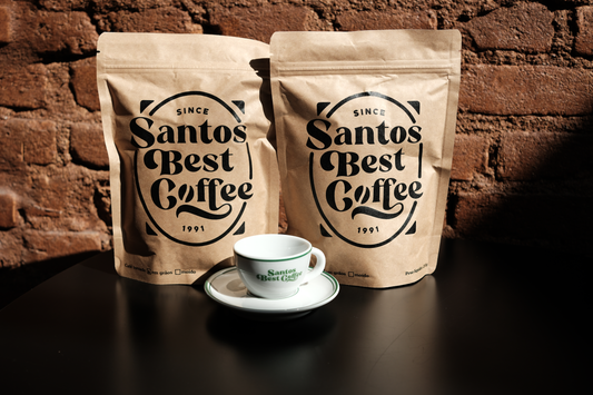 Presente Dia das Mães – 2 Cafés Especiais Arábica + Xícara Verde Clássica de Espresso | Santos Best Coffee